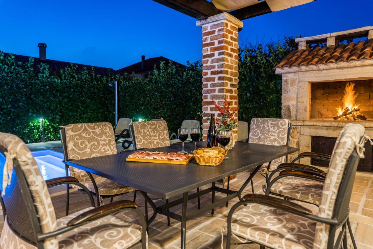 Sukošan Holiday Home Sandra מראה חיצוני תמונה